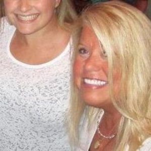 Meet your Posher, Candace